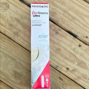 Frigidaire PureSource Ultra Refrigerator Water & Ice Filter - White/Pink